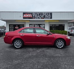 Used 2012 Lincoln MKZ image 1