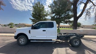 Used 2020 Ford F250 XL image 1
