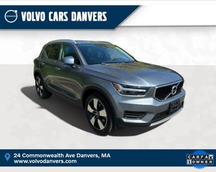 Used 2019 Volvo XC40 T5 Momentum image 1