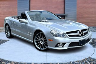 Used 2011 Mercedes-Benz SL 550 image 1