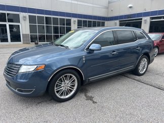 Used 2019 Lincoln MKT AWD image 1