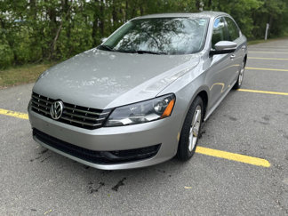 Used 2013 Volkswagen Passat TDI SE image 1