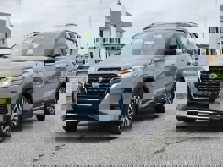 Used 2023 Nissan Kicks SR w/ SR Premium Package image 1