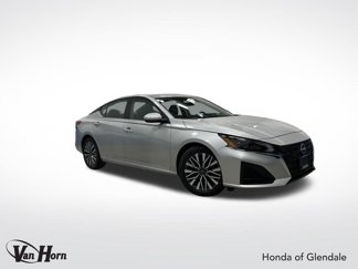 Used 2023 Nissan Altima 2.5 SV image 1
