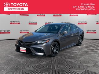 Certified 2022 Toyota Camry SE image 1
