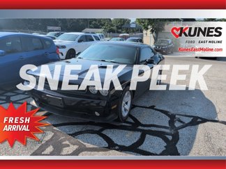 Used 2012 Dodge Challenger SXT image 1
