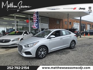 Used 2021 Hyundai Accent SE image 1
