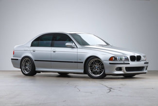 Used 2003 BMW M5 image 1