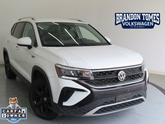Used 2022 Volkswagen Taos SE image 1