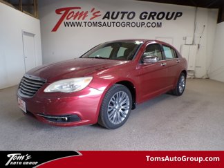 Used 2011 Chrysler 200 Limited image 1