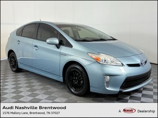Used 2014 Toyota Prius Two image 1