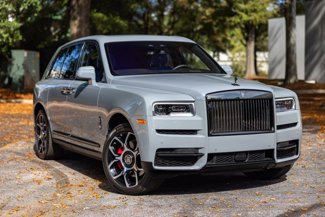 Used 2022 Rolls-Royce Cullinan Black Badge image 1