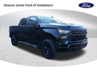 Used 2022 Chevrolet Silverado 1500 Custom Trail Boss w/ LPO, Dark Essentials Package image 1