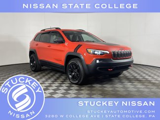 Used 2021 Jeep Cherokee Trailhawk w/ Trailer Tow Group image 1