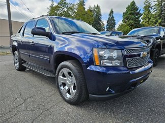 Used 2011 Chevrolet Avalanche LT video 1