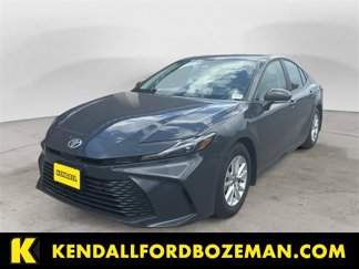 Used 2025 Toyota Camry LE image 1