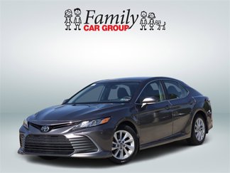 Used 2023 Toyota Camry LE image 1