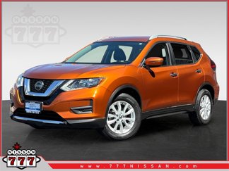 Used 2018 Nissan Rogue SV image 1