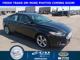 Used 2015 Ford Fusion SE image 1