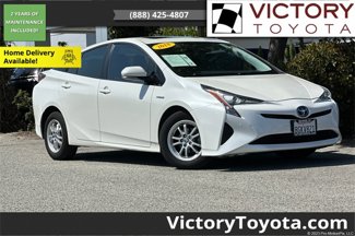 Used 2018 Toyota Prius Four image 1