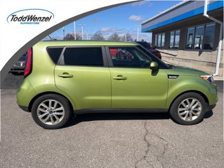 Used 2018 Kia Soul + image 1