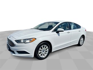 Used 2017 Ford Fusion S image 1