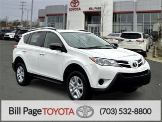 Used 2015 Toyota RAV4 LE image 1