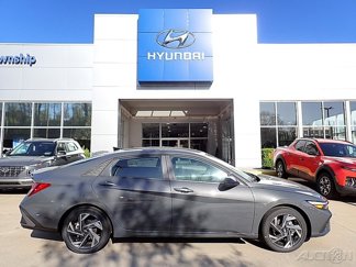 New 2025 Hyundai Elantra Sport image 1