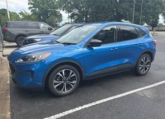 Used 2021 Ford Escape SE w/ SE Sport Appearance Package image 1