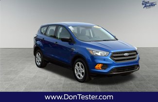 Used 2018 Ford Escape S image 1