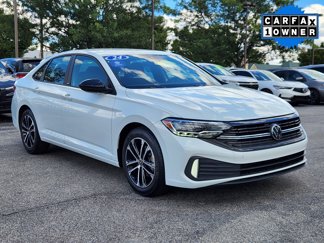 Certified 2024 Volkswagen Jetta Sport image 1