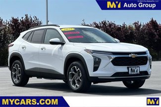 New 2025 Chevrolet Trax LT w/ Driver Confidence Package image 1