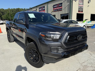 Used 2020 Toyota Tacoma SR w/ SX Package image 1