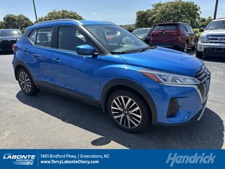 Used 2021 Nissan Kicks SV image 1