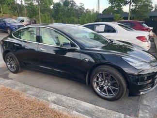 Used 2019 Tesla Model 3 image 1