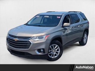 Used 2019 Chevrolet Traverse LT image 1