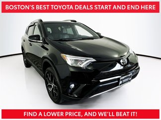 Used 2018 Toyota RAV4 SE image 1