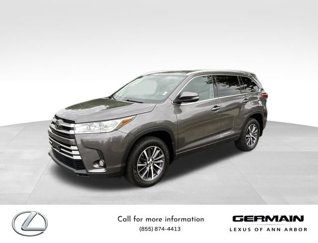 Used 2018 Toyota Highlander XLE image 1