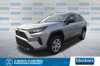 Used 2020 Toyota RAV4 LE image 1