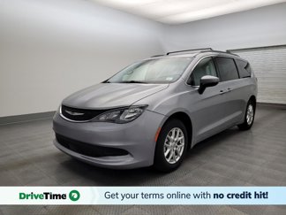 Used 2021 Chrysler Voyager Lxi image 1