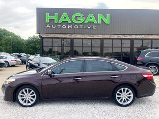 Used 2015 Toyota Avalon Limited image 1