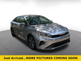 Used 2024 Kia Forte LXS image 1