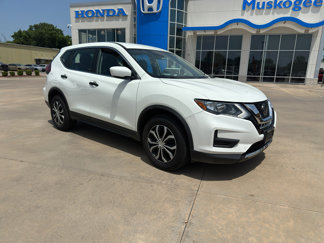Used 2019 Nissan Rogue S image 1