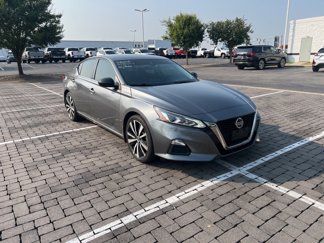 Used 2022 Nissan Altima 2.5 SR image 1