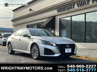 Used 2023 Nissan Altima 2.5 SV image 1