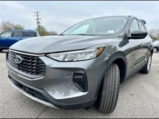 Used 2025 Ford Escape Active w/ Cold Weather Package image 1