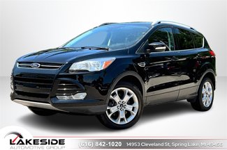 Used 2016 Ford Escape Titanium image 1
