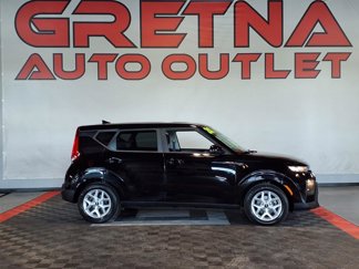 Used 2020 Kia Soul S image 1