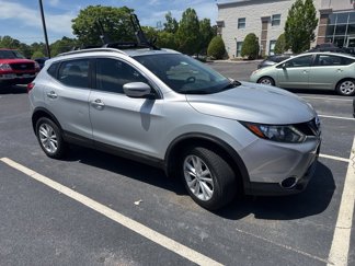 Used 2017 Nissan Rogue Sport SV w/ SV All-Weather Package image 1