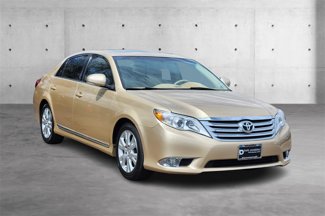 Used 2012 Toyota Avalon Limited image 1